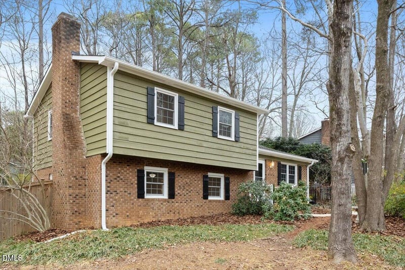 1008 Castalia Dr, Cary, NC 27513