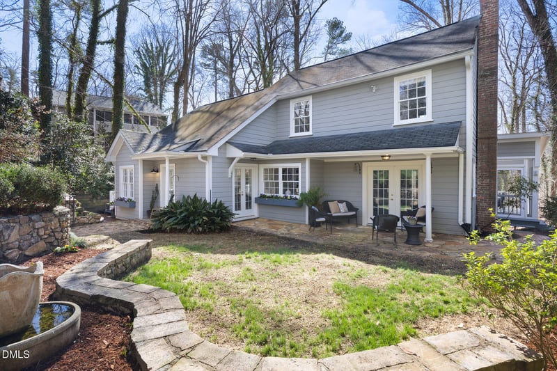 1008 Dawes St, Chapel Hill, NC 27516