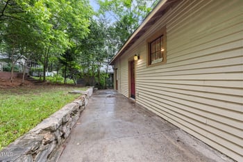 1008 Dorothea Dr, Raleigh, NC 27603