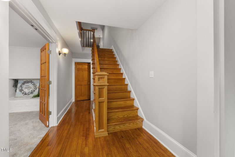 1008 Dorothea Dr, Raleigh, NC 27603