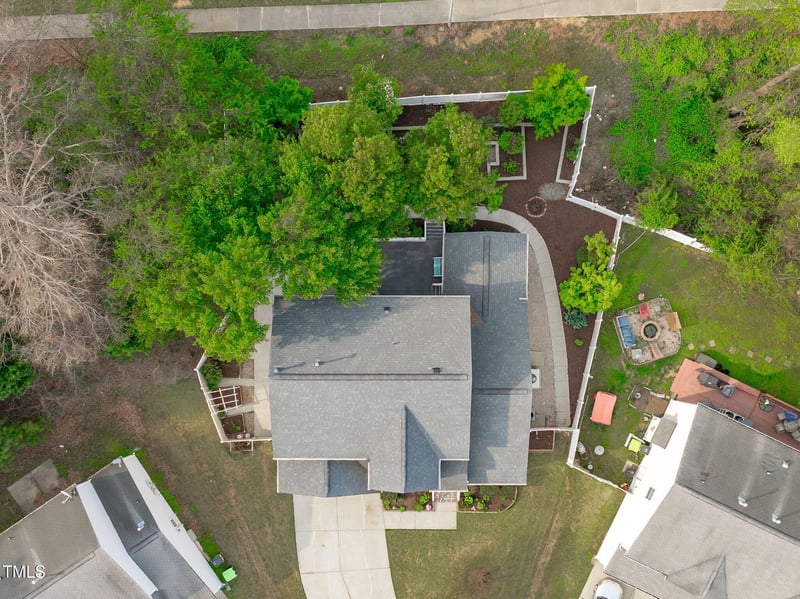 1008 Double Spring Ct, Apex, NC 27502