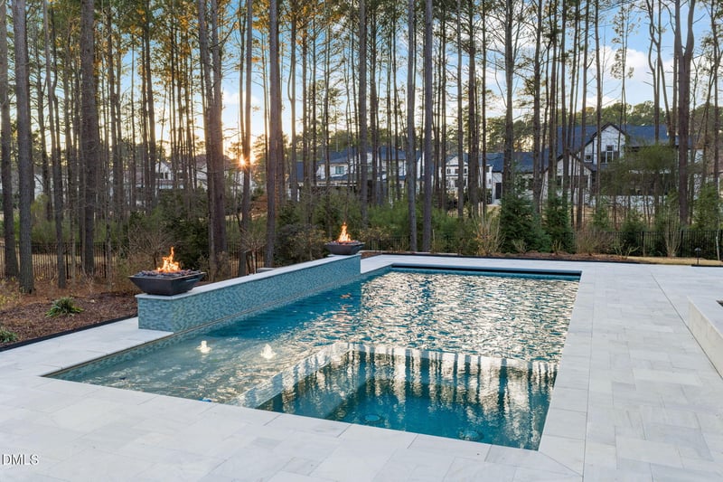 1008 Enchanted Pine Ln, Raleigh, NC 27614