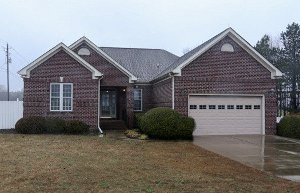 1008 Fieldgrass Pl, Raleigh, NC 27603