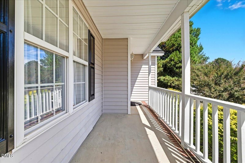 1008 Fieldhaven Dr, Fuquay Varina, NC 27526