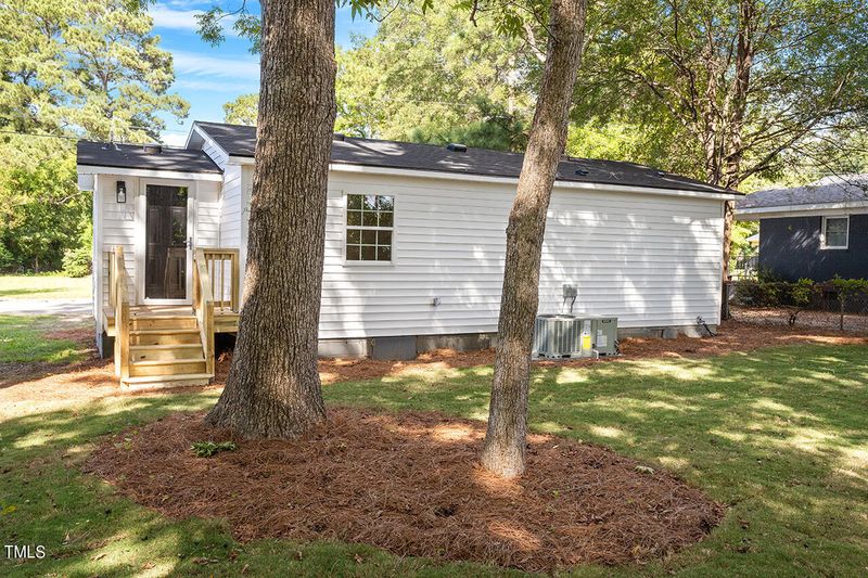 1008 Fuller St, Smithfield, NC 27577
