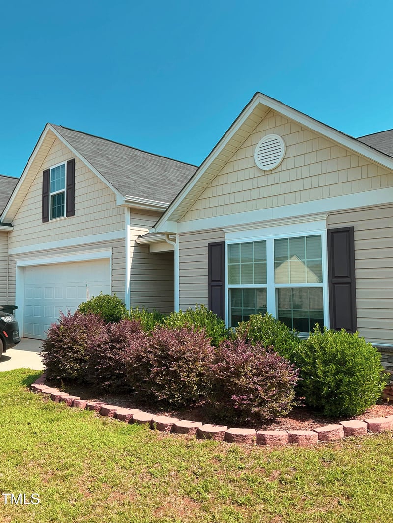 1008 Gold Cir, Mebane, NC 27302