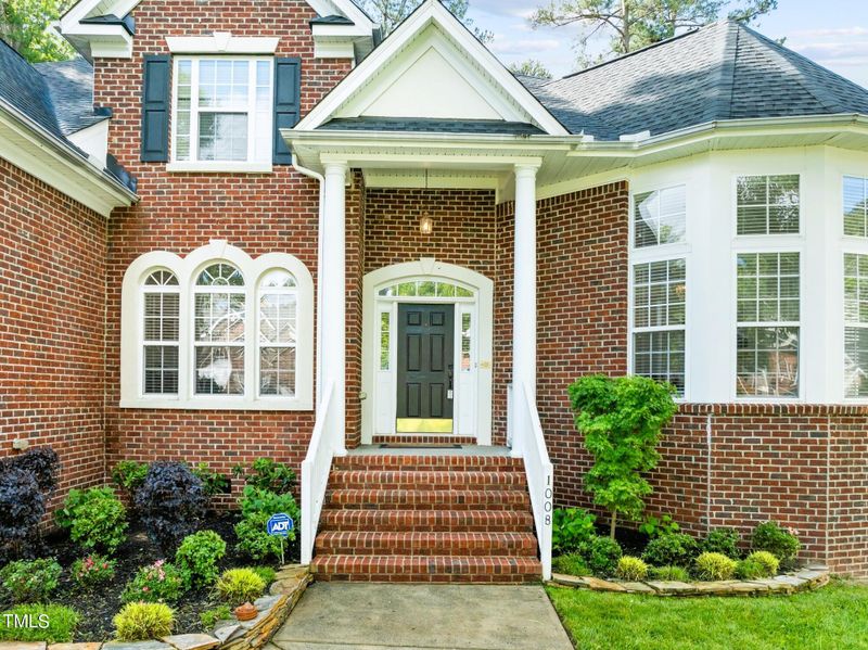 1008 Goldenview Ct, Durham, NC 27713