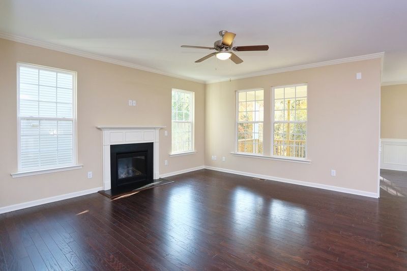 1008 Jamison Pond Dr, Knightdale, NC 27545