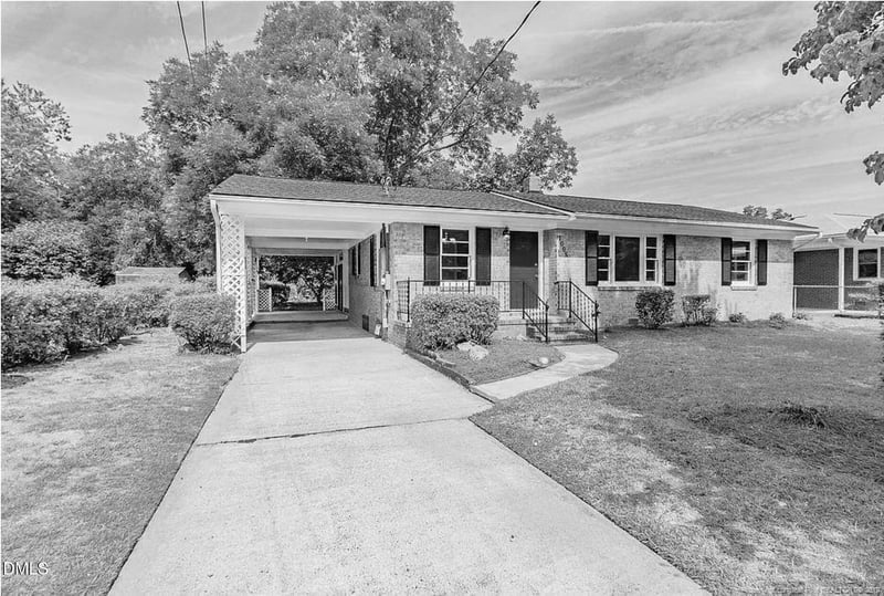 1008 Juniper Dr, Fayetteville, NC 28304