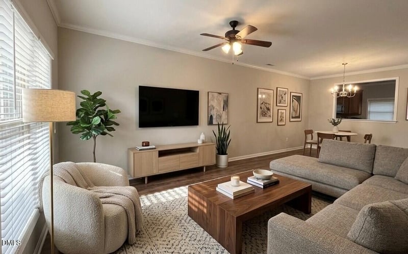 1008 Mica Lamp Ct, Apex, NC 27502