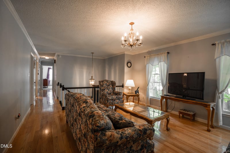1008 Millbrook Rd, Raleigh, NC 27609