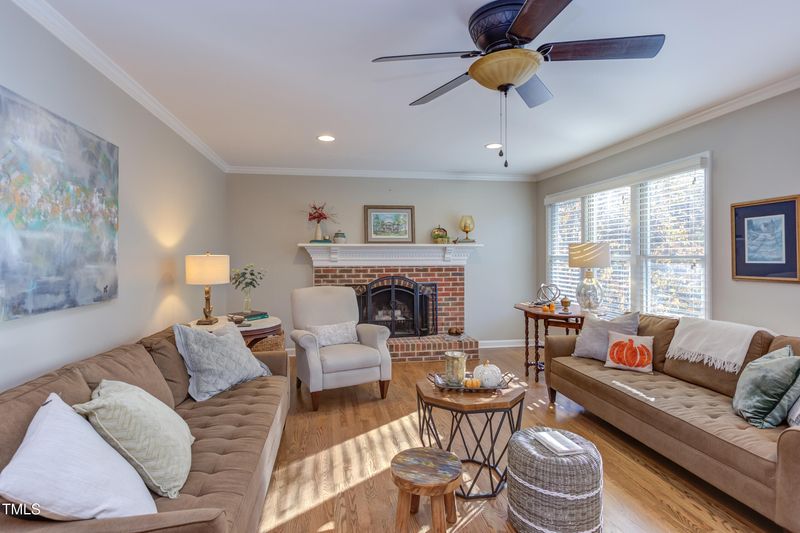 1008 Oakgate Ct, Apex, NC 27502