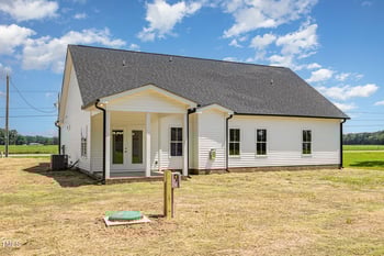 1008 Peedin Rd, Selma, NC 27576