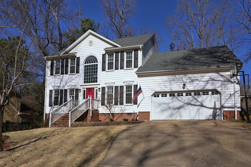 1008 Queensbury Cir, Durham, NC 27713