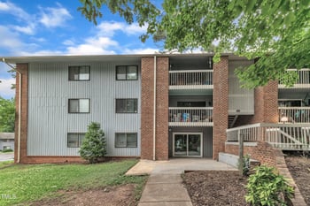 1008 Sandlin Pl, Raleigh, NC 27606