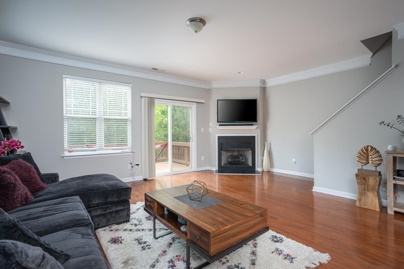 1008 Scarlet Petal Ln, Cary, NC 27519