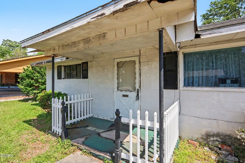1008 Seaboard St, Goldsboro, NC 27530