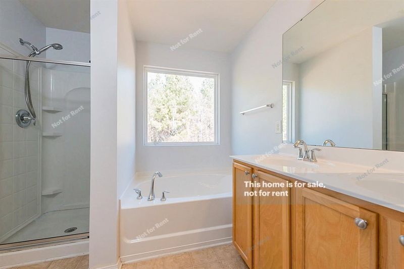 1008 Sweet Gale Dr, Durham, NC 27704