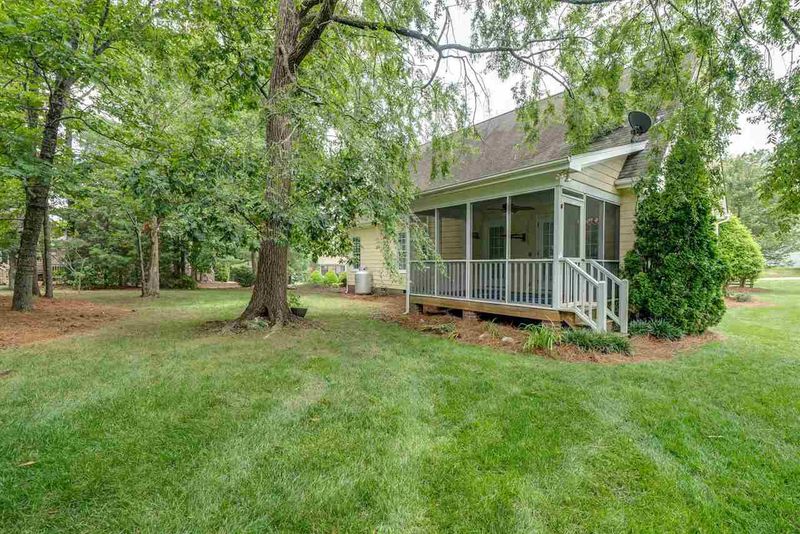 1008 Turnberry Ln, Clayton, NC 27520