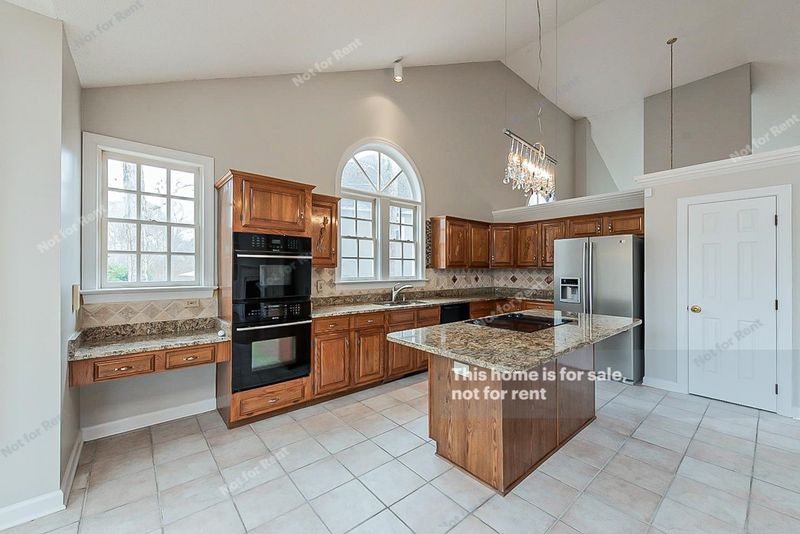 1008 Woodhall Ln, Durham, NC 27712
