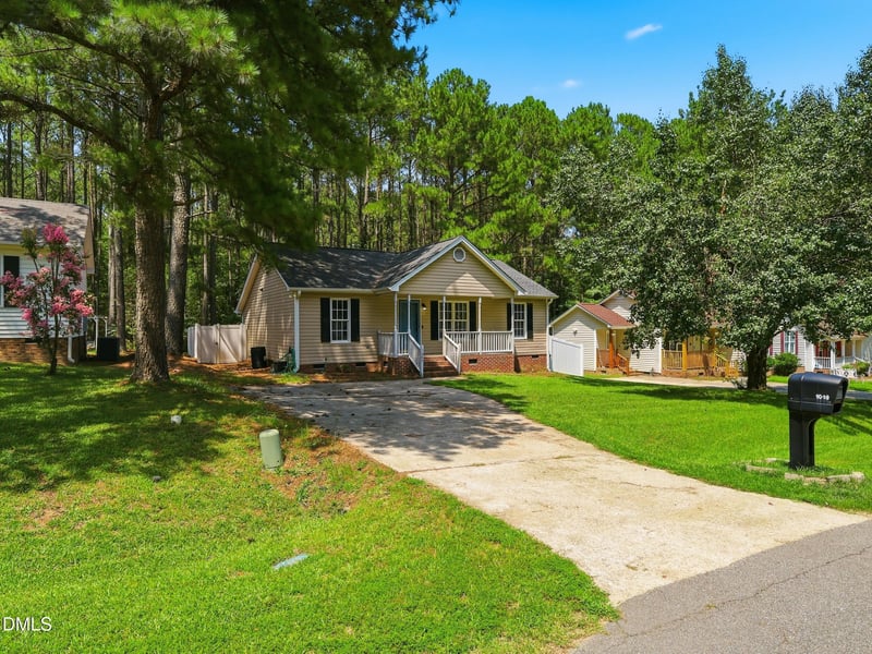 1009 Amber Acres Ln, Knightdale, NC 27545