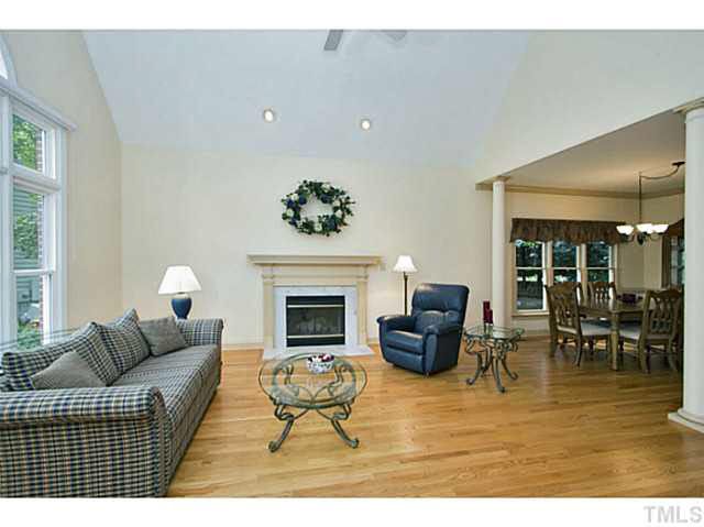 1009 Beringer Pl, Apex, NC 27502