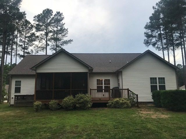 1009 Contender Dr, Clayton, NC 27520