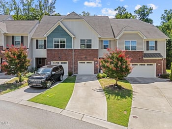 1009 Contessa Dr, Cary, NC 27513