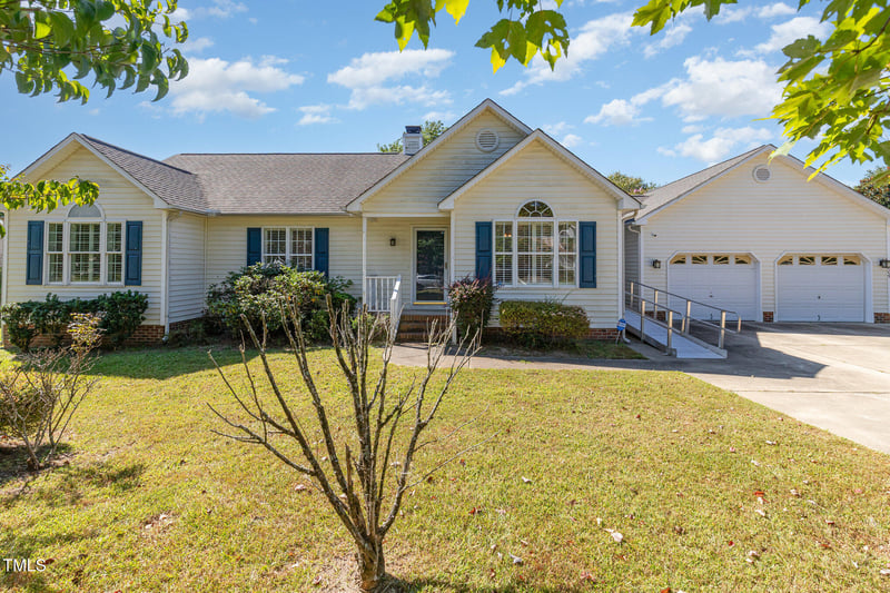 1009 Feldmen Dr, Raleigh, NC 27603