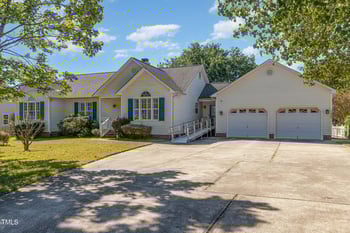 1009 Feldmen Dr, Raleigh, NC 27603