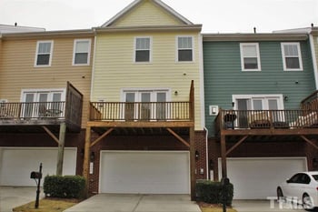 1009 Frank Page Dr, Cary, NC 27511