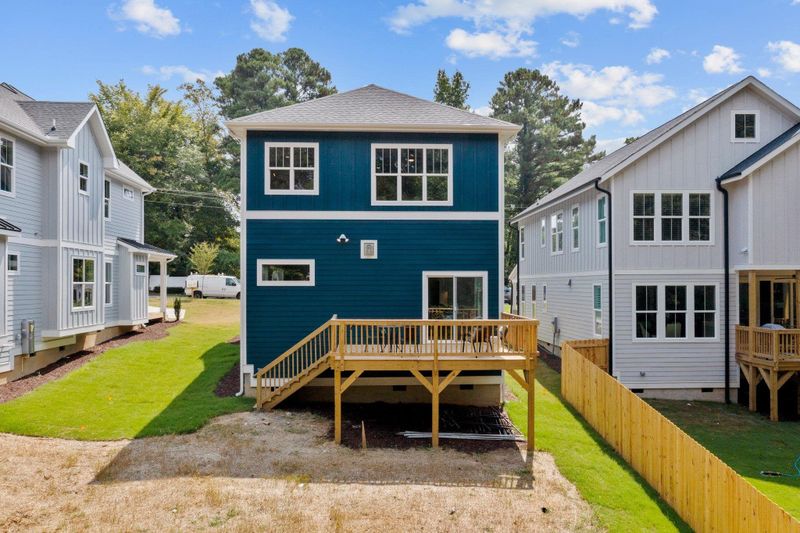 1009 Glascock St, Raleigh, NC 27610