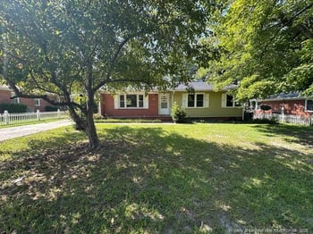 1009 Hemlock Dr, Fayetteville, NC 28304