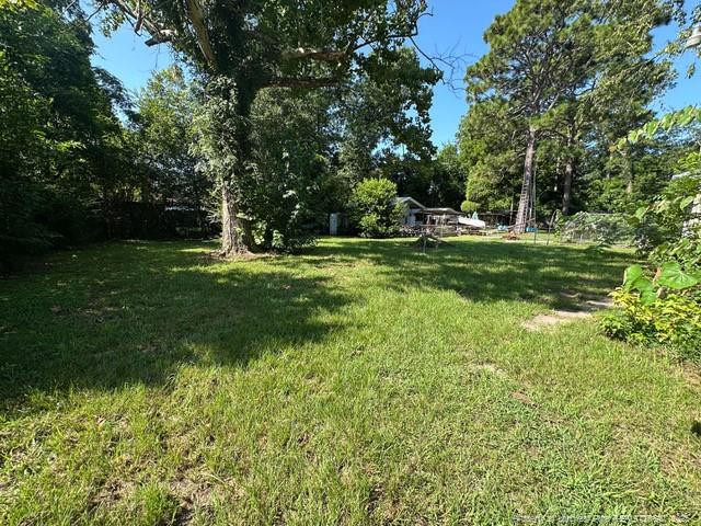 1009 Hemlock Dr, Fayetteville, NC 28304