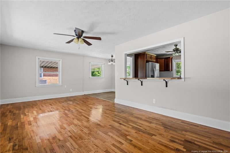 1009 Hemlock Dr, Fayetteville, NC 28304