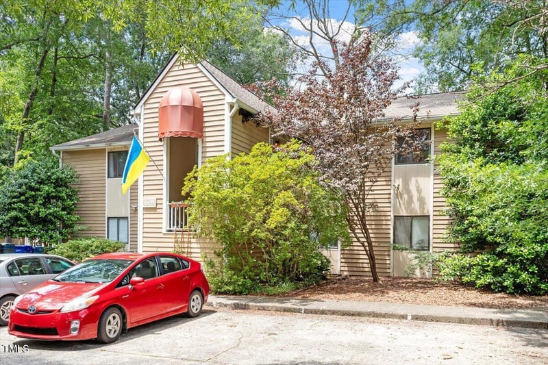 1009 Iredell St #D, Durham, NC 27705