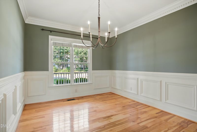 1009 Lyndhurst Falls Ln, Knightdale, NC 27545
