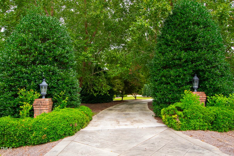 1009 Manor Glen Way, Raleigh, NC 27615