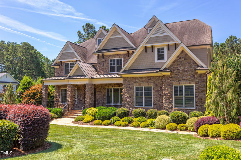 1009 Margarets Ln, Raleigh, NC 27614