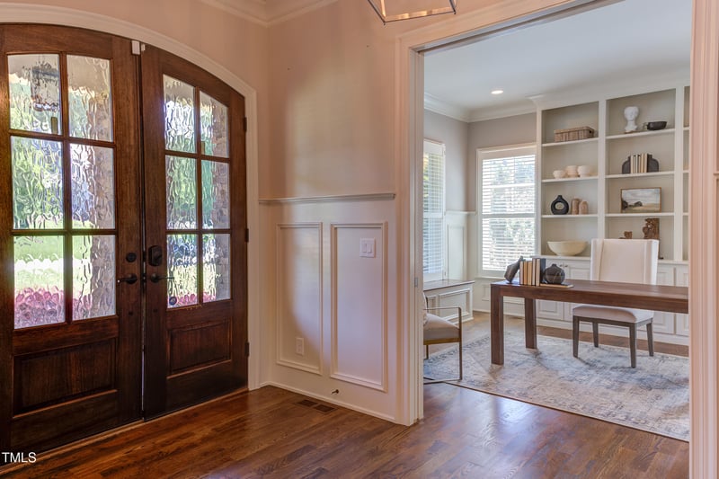 1009 Margarets Ln, Raleigh, NC 27614