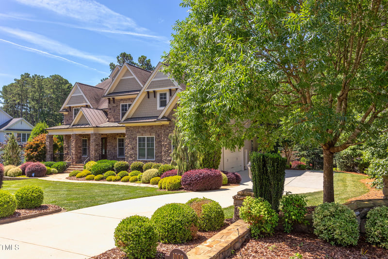 1009 Margarets Ln, Raleigh, NC 27614