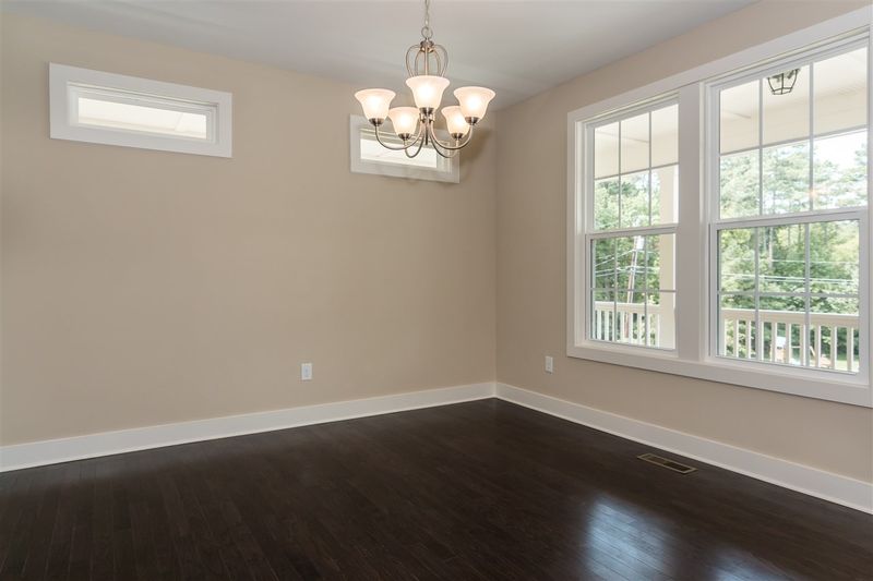 1009 Mclamb Dr, Durham, NC 27703