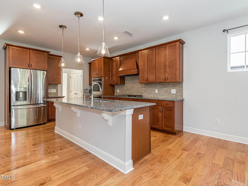 1009 Meadow Pond Dr, Durham, NC 27703