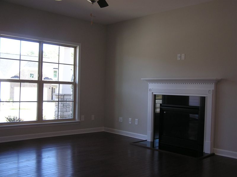 1009 Old Baron Dr, Fuquay Varina, NC 27526