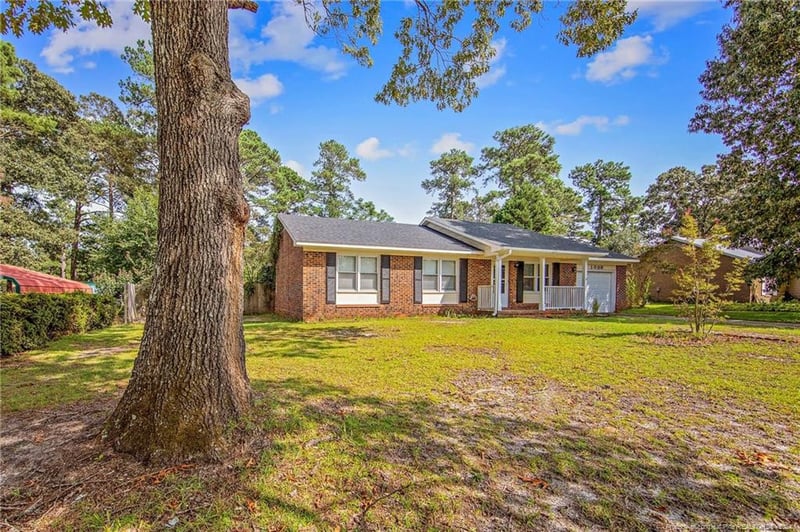 1009 Patrick Dr, Fayetteville, NC 28314