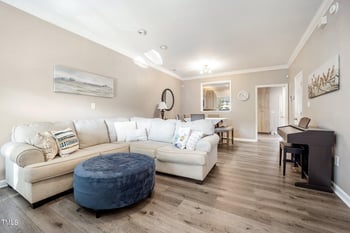 1009 Porchside Dr, Apex, NC 27502