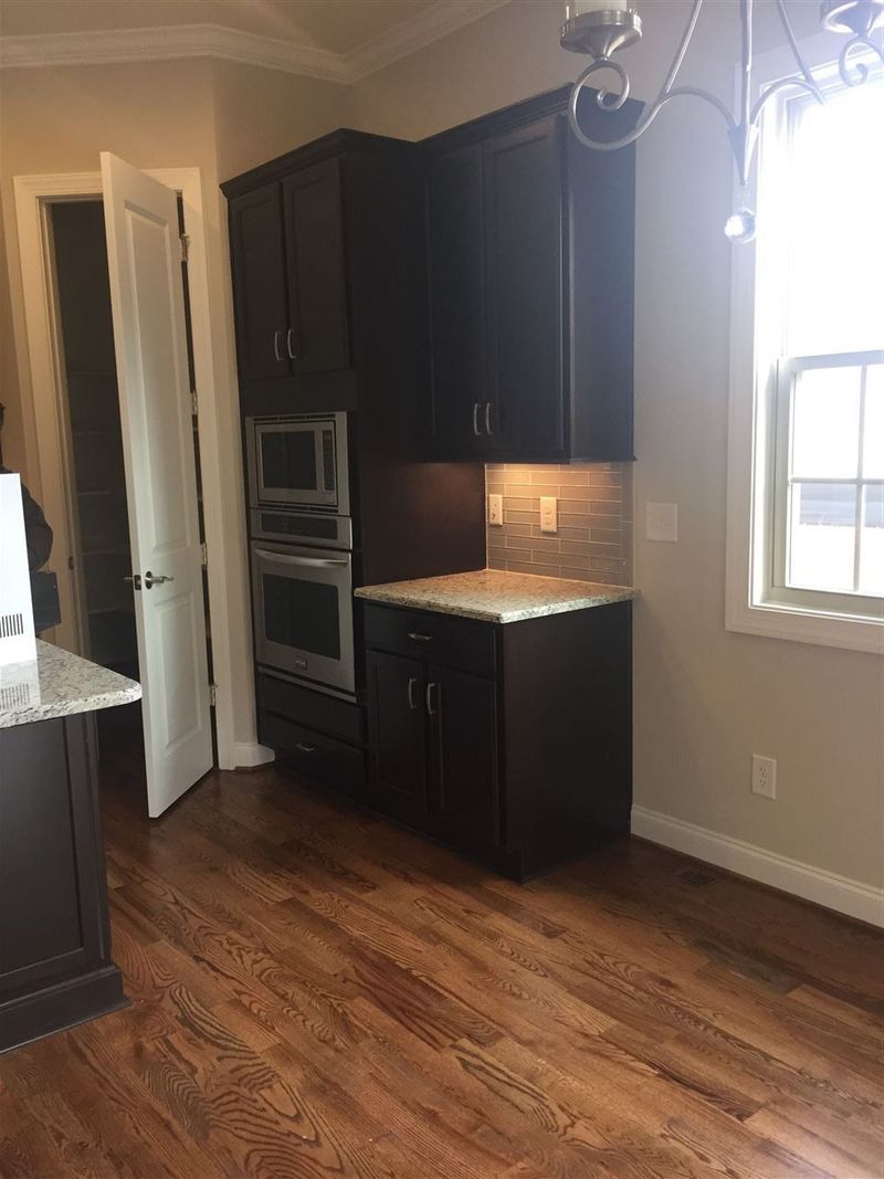 1009 Regency Cottage Pl, Cary, NC 27518
