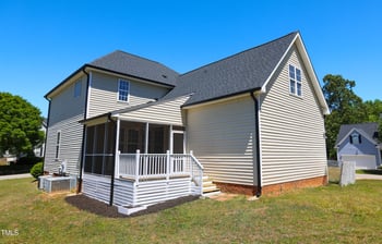 1009 Sarazen Dr, Clayton, NC 27527