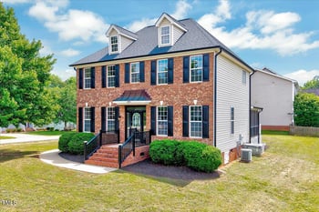 1009 Sarazen Dr, Clayton, NC 27527