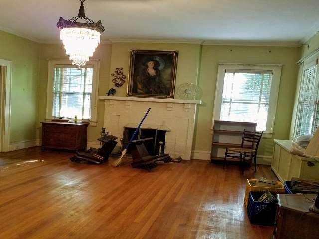 1009 W Trinity Ave, Durham, NC 27701